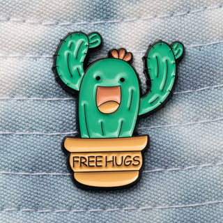 Free Hugs Pin