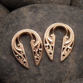 Stainless Steel Keyhole Hangers with Filigree Design